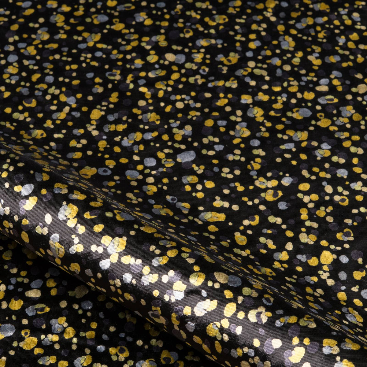 Velours Myriade 23 — Nobilis Stoff