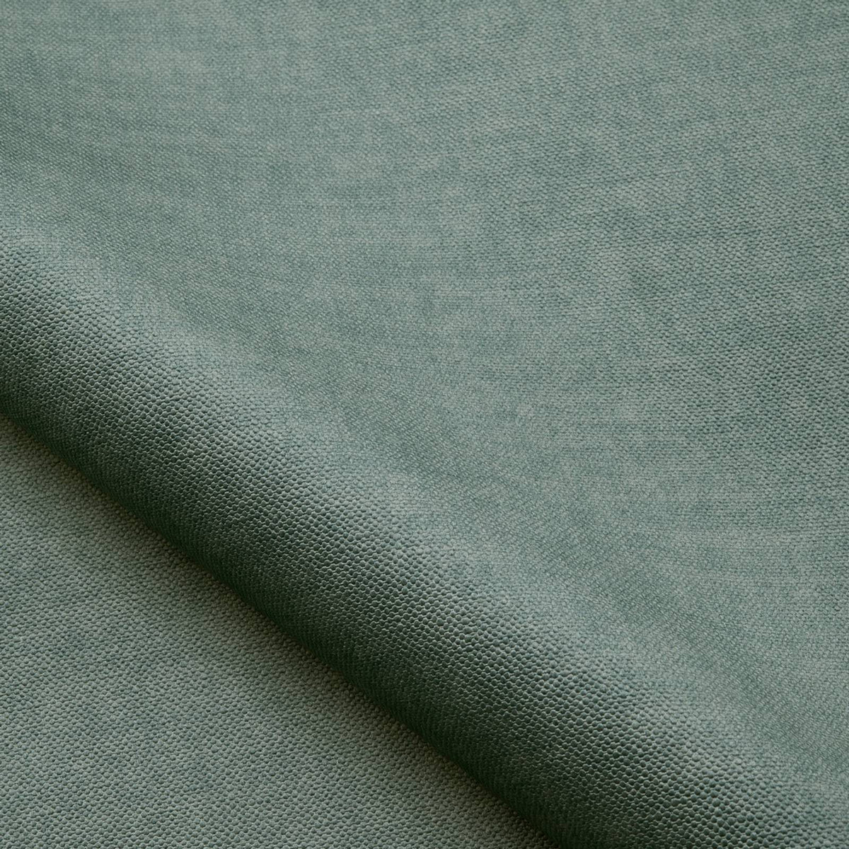 Velours Milo 66 — Nobilis Stoff
