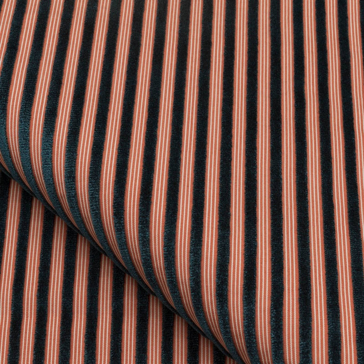 Manoir N°2 67 — Nobilis Stoff