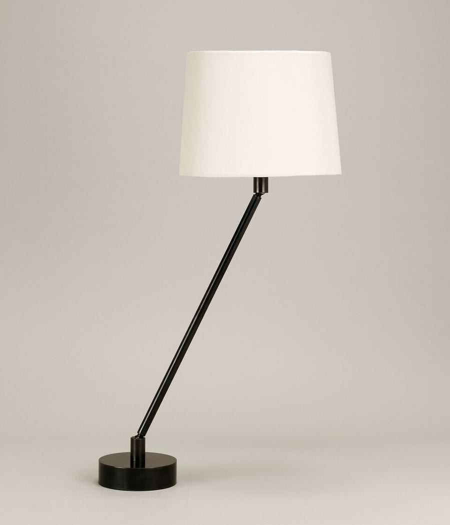 Pisa Bordslampa — Vaughan