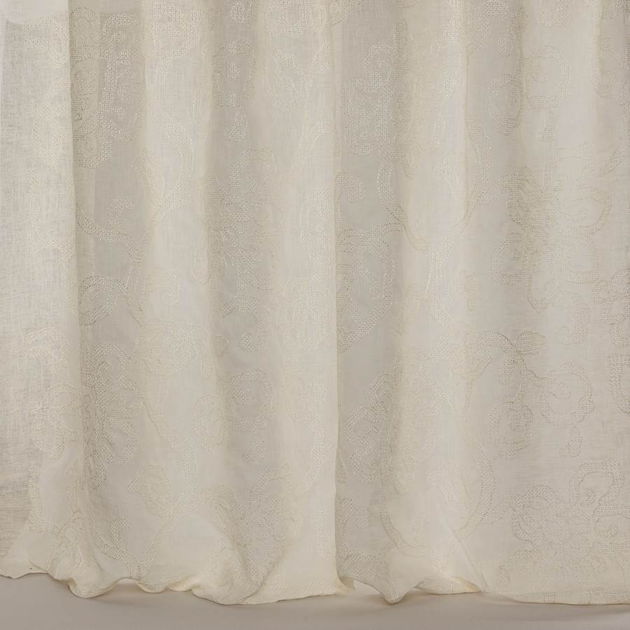 Colefax and Fowler Stoff Leander Ivory