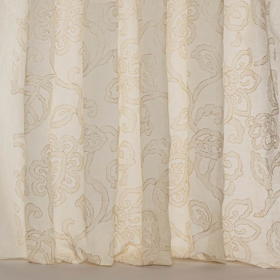 Colefax and Fowler Stoff Leander Beige