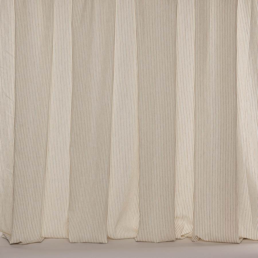 Colefax and Fowler Fabric Maddox Beige