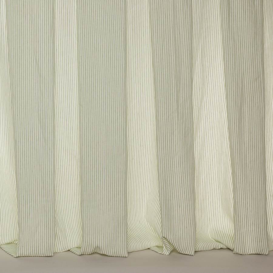 Colefax and Fowler Fabric Maddox Leaf
