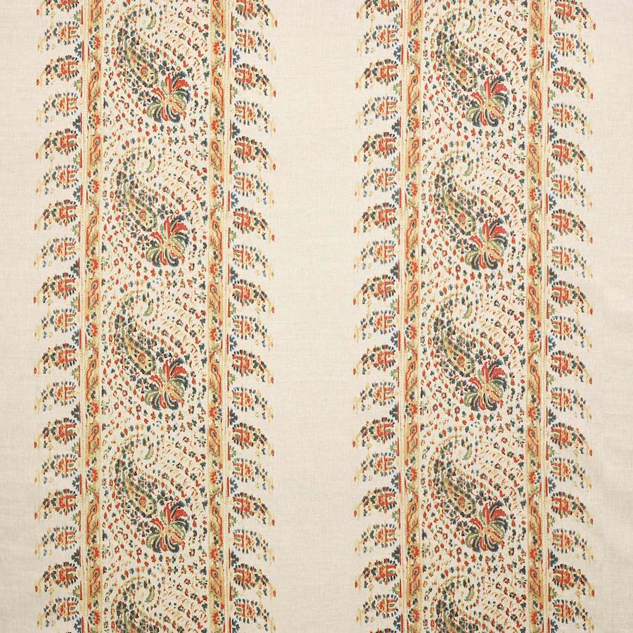 Colefax and Fowler Tyg Esta Red Forest