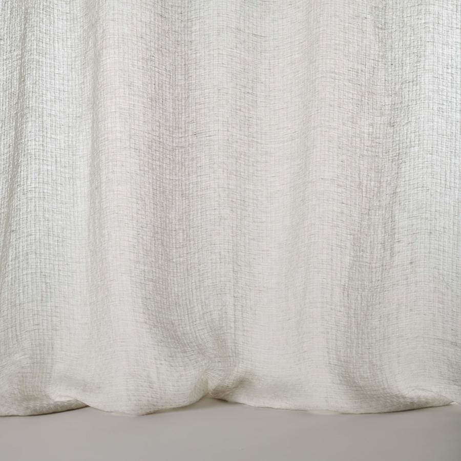 Larsen Fabric Fog Mastic
