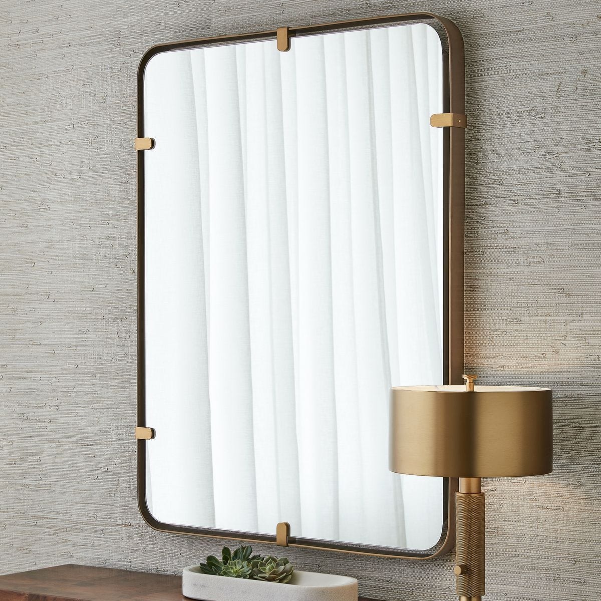 Toggle Mirror
