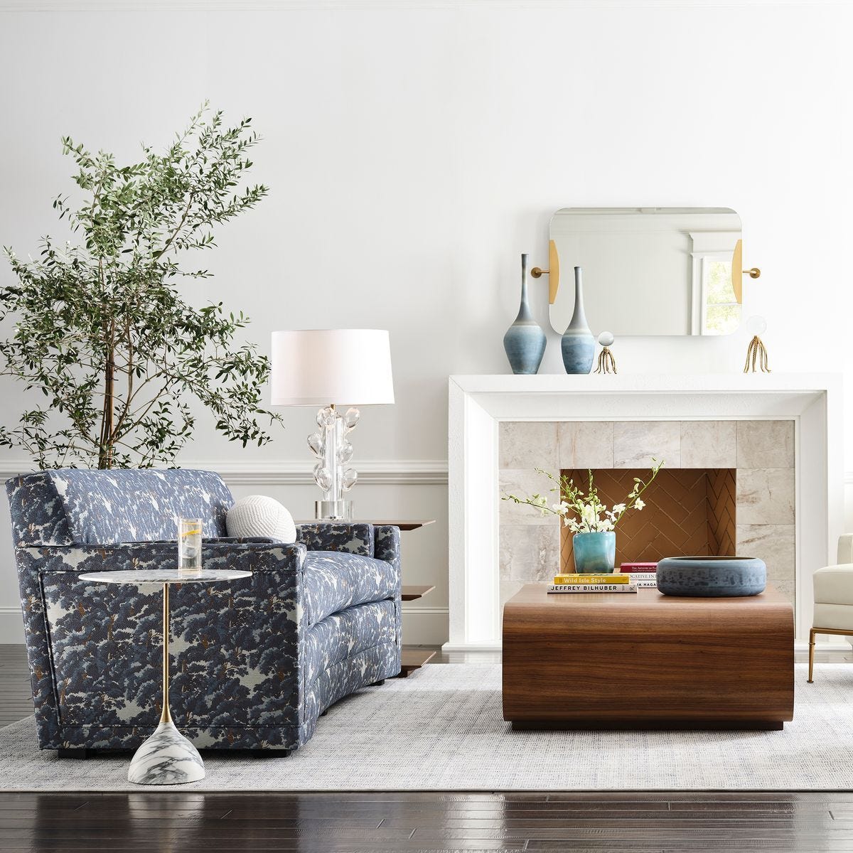 Kiss Accent Table
