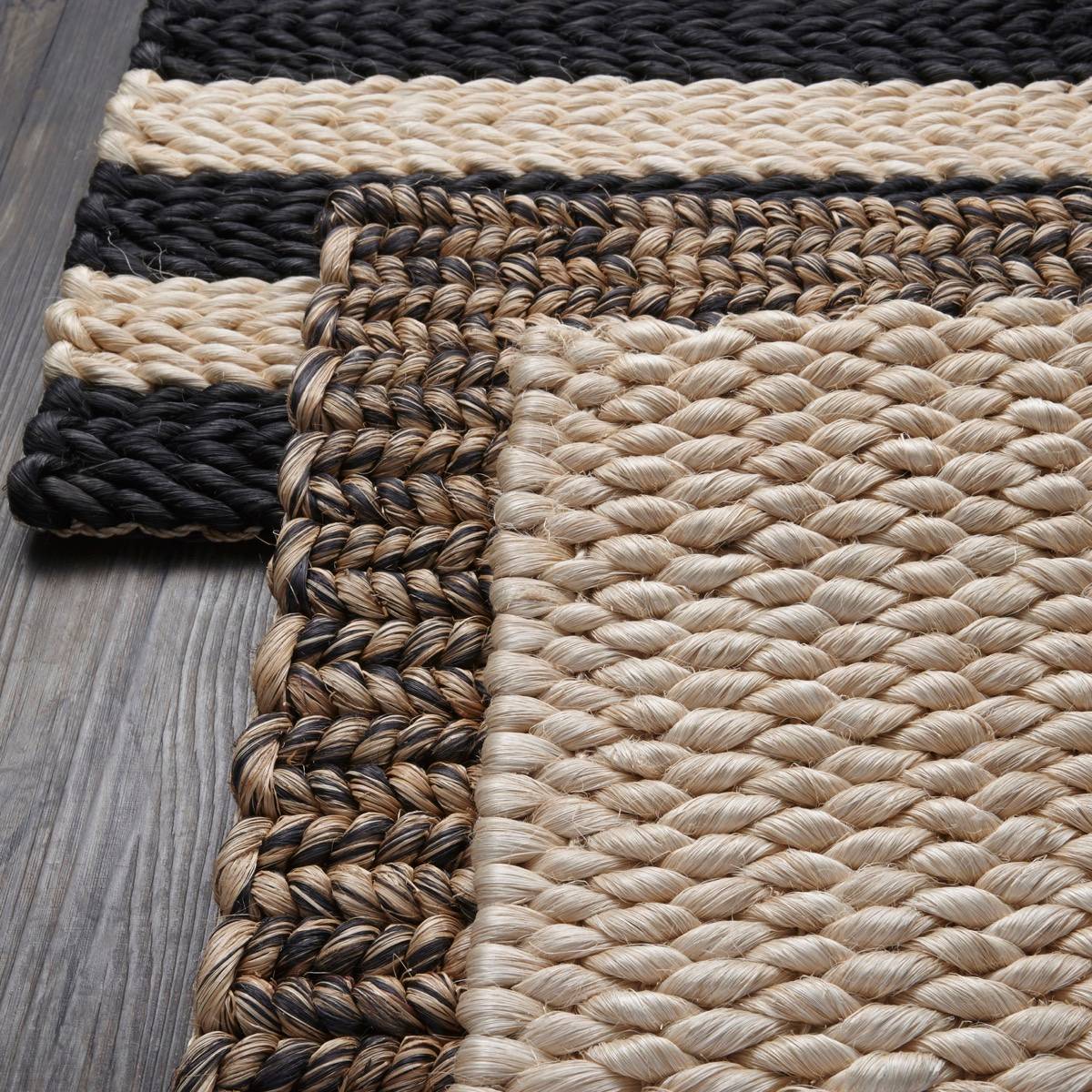Abaca Tigre -matto merkiltä Nobilis sisustusmiljöössä