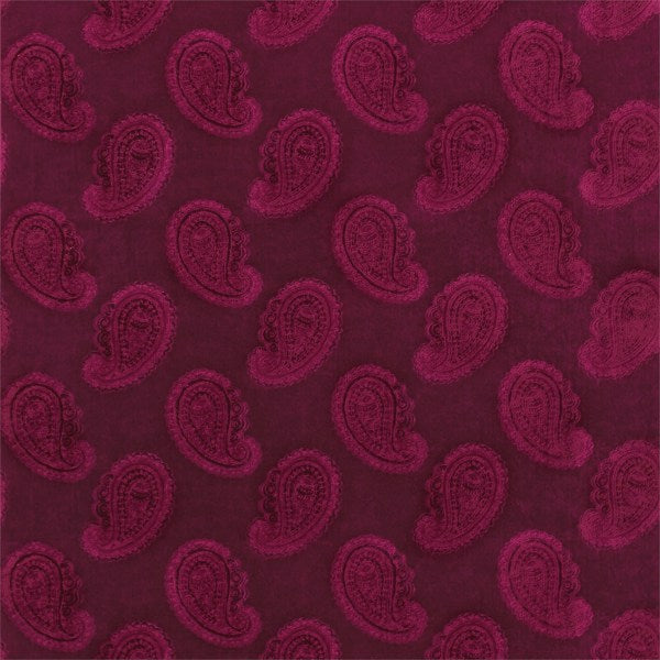 Orissa Velvet Burgundy — Zoffany Stoffmuster