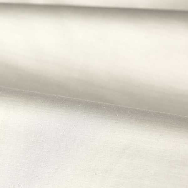 Zoffany Stof PILOT 0,5m — Zoffany Amoret Performance Platinum White