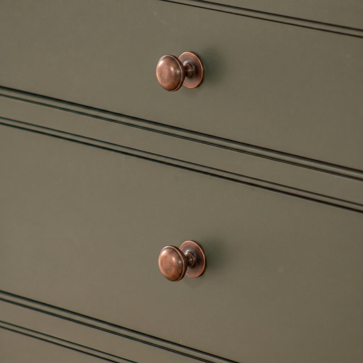 Cotswold Schrankknopf, Pilzform — Raumbild, Aged copper