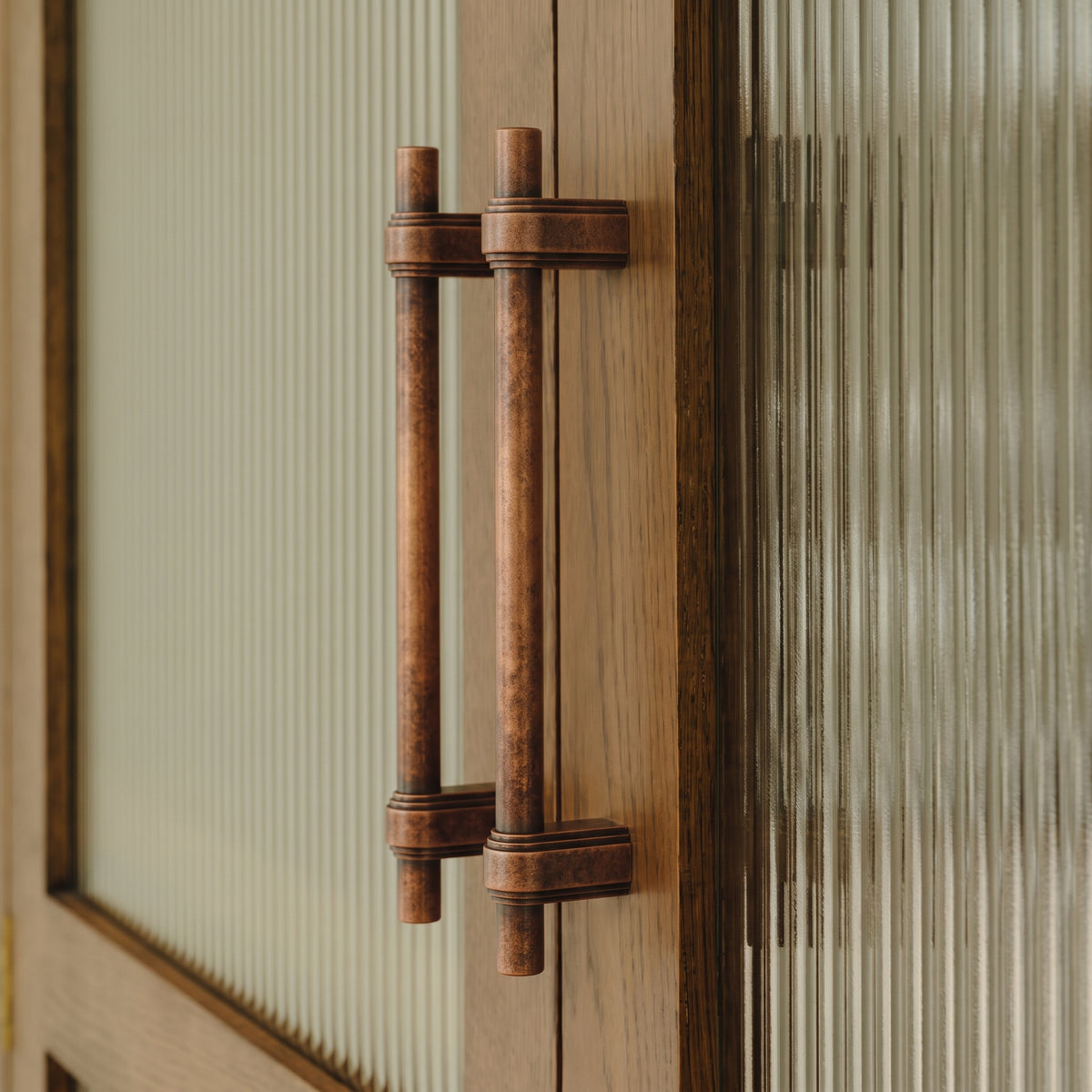 Gaumont Kastgreep — sfeerbeeld, Aged copper