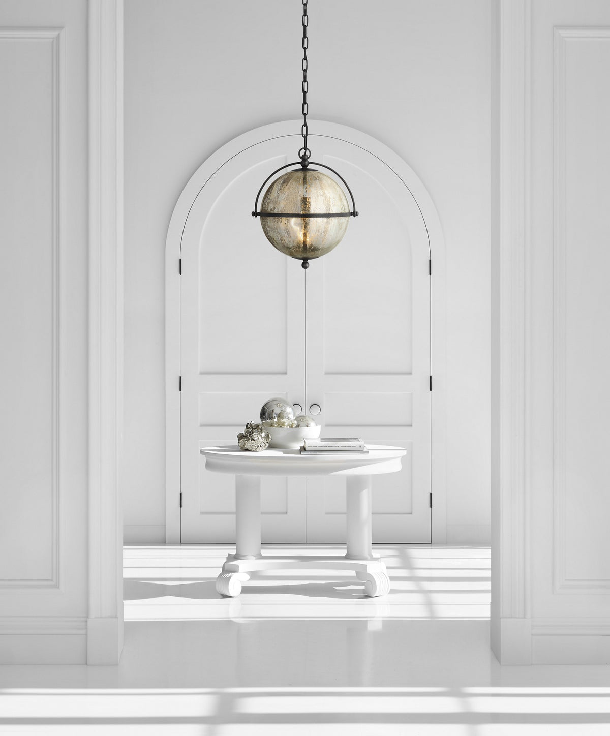 Bayridge Large Hanglamp — Chapman & Myers for Visual Comfort & Co. sfeerbeeld