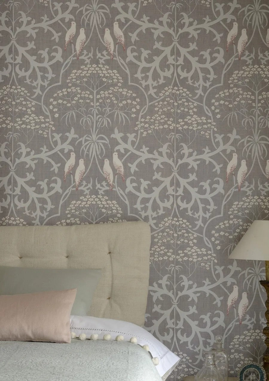 Bella Sugar Almond — Lewis & Wood behang