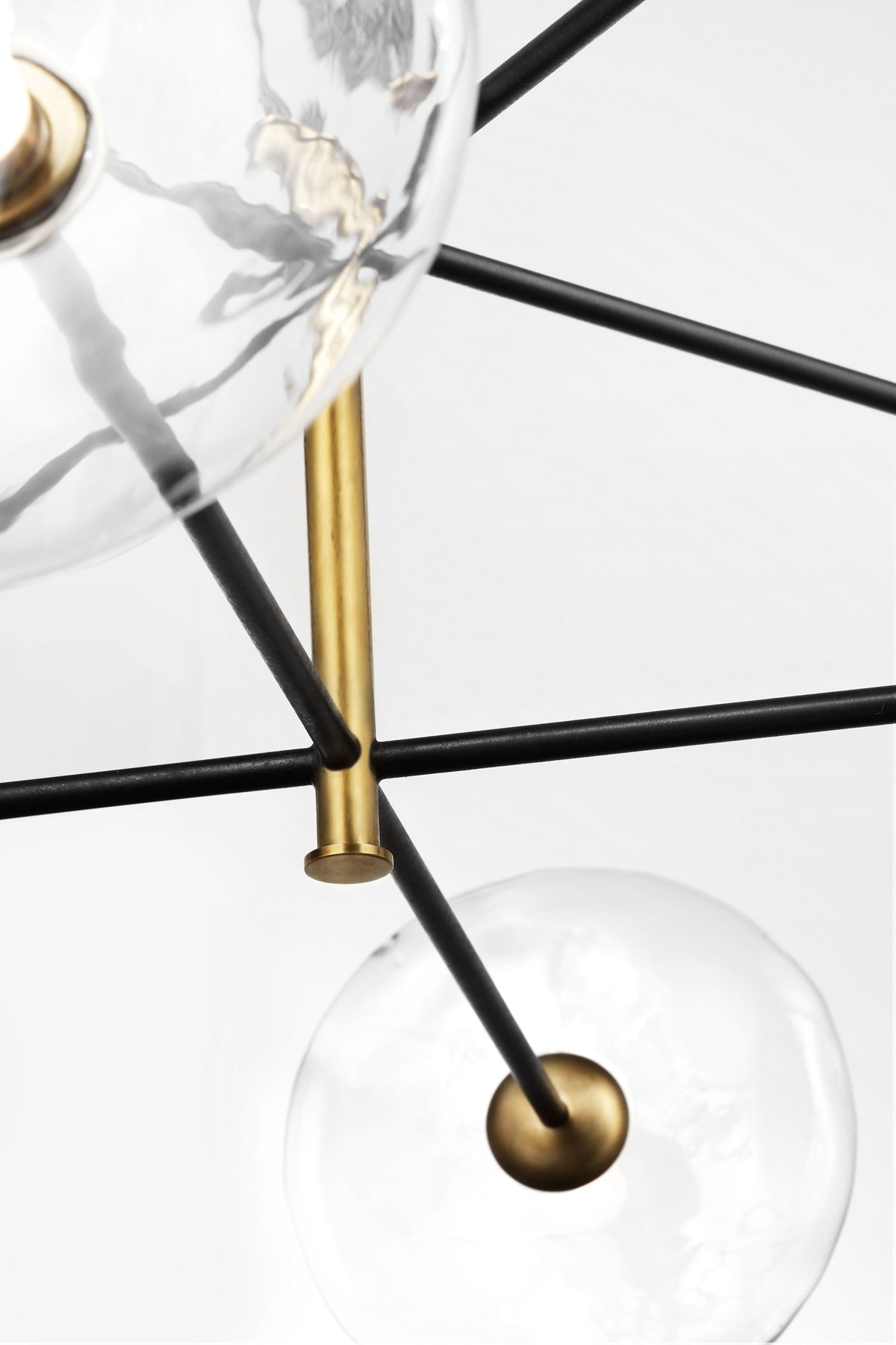 Calvino X-Large Radial Kroonluchter — Ian K. Fowler for Visual Comfort & Co. detailfoto
