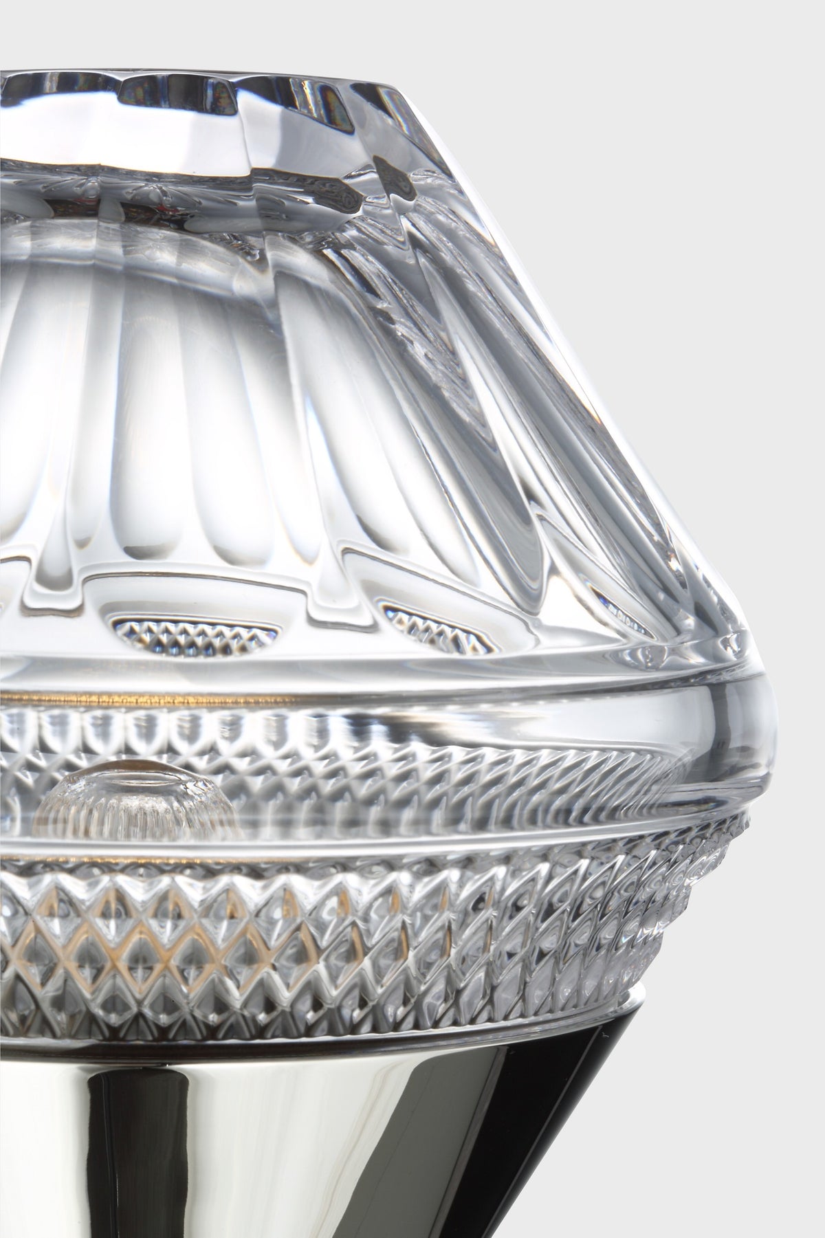 Copper Coast 5" Rechargeable Bordslampa — Waterford for Visual Comfort & Co. — Polished Nickel with Clear Crystal detaljbild