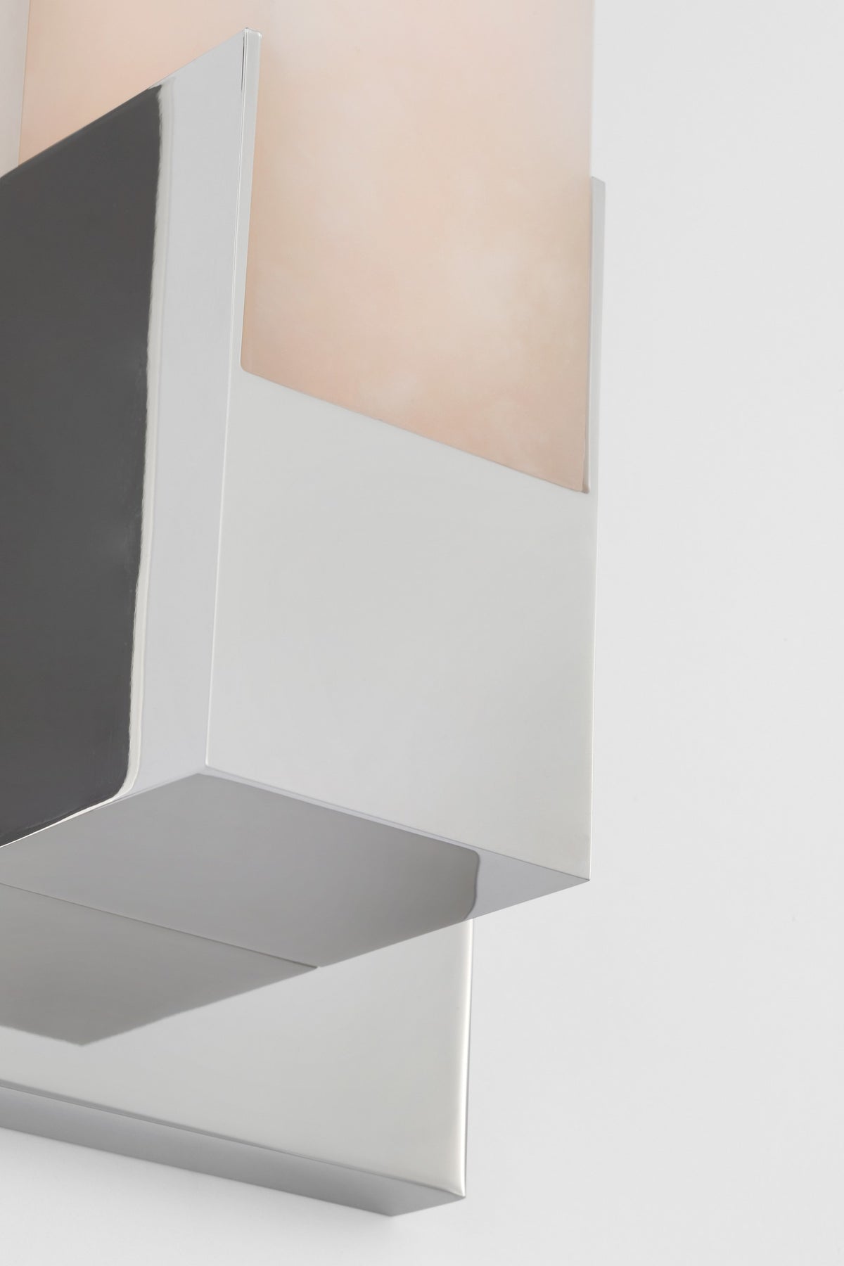 Covet 21" Bracketed Vägglampa — Kelly Wearstler for Visual Comfort & Co. — Polished Nickel with Alabaster detaljbild