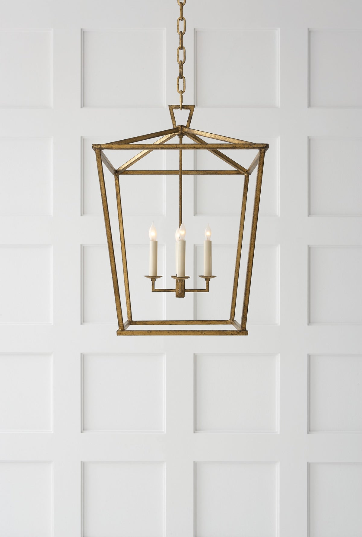 Darlana Medium Lykta — Chapman & Myers for Visual Comfort & Co. — Gilded Iron miljöbild