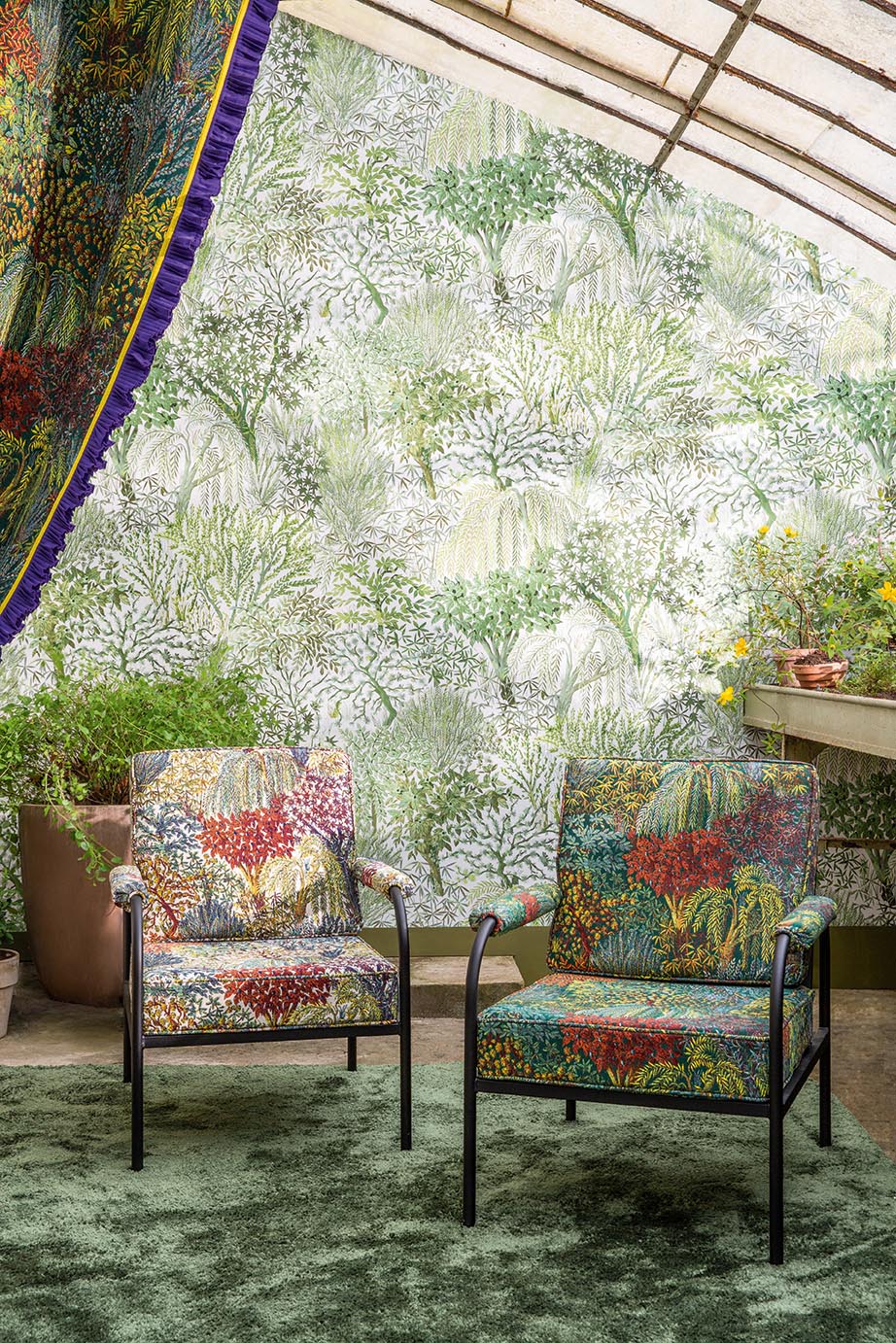 Eldorado room setting — Pierre Frey wallpaper