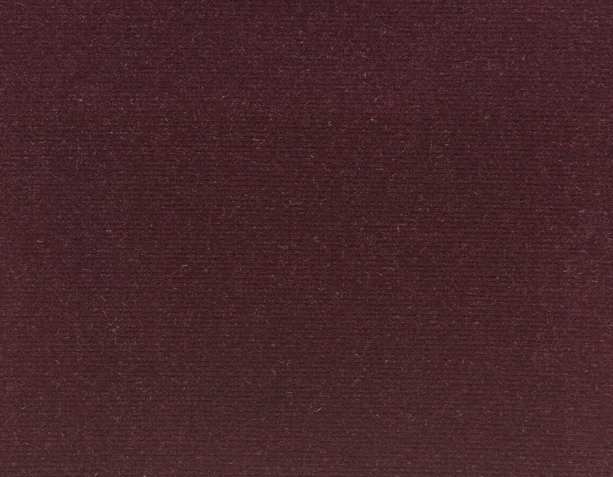 Opera - Velours Aubergine — Pierre Frey -kangas