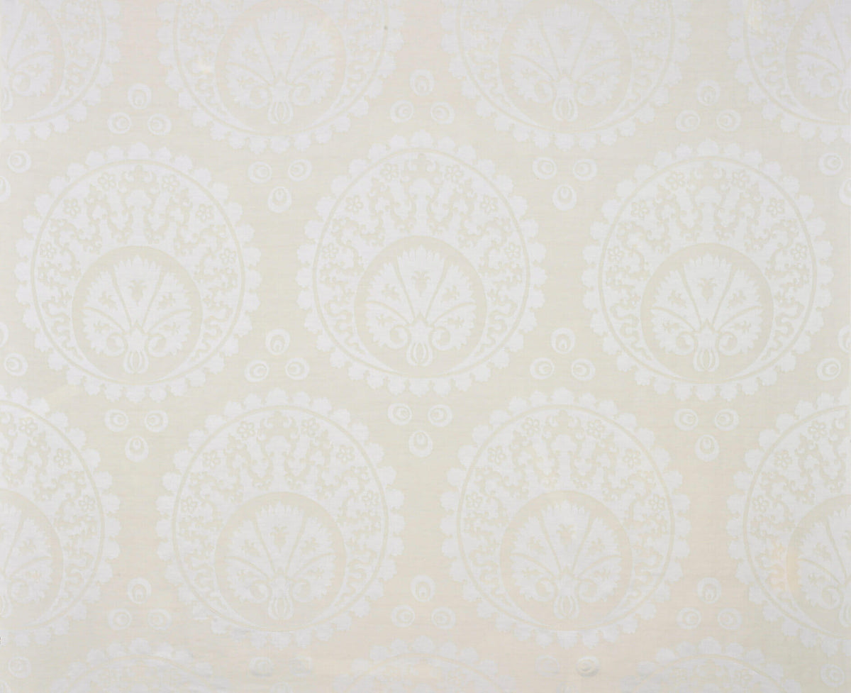 Taurus Nacre — Pierre Frey tyg