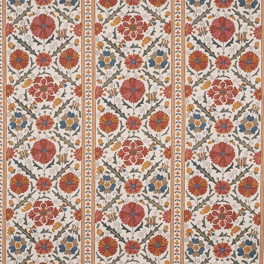 Tamarind Antique Red — Colefax & Fowler Stoff