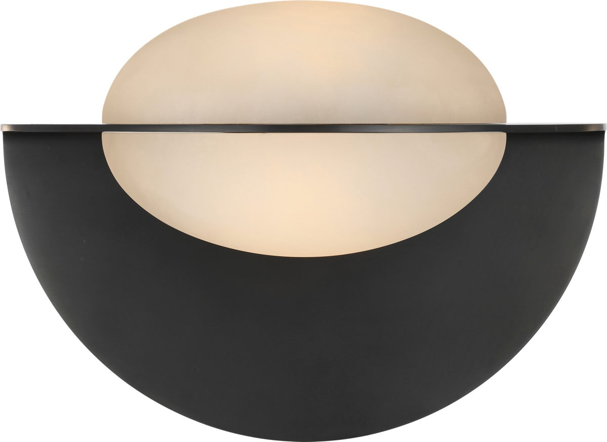Fosse 9" Invertable Oval Wandlamp — Kelly Wearstler for Visual Comfort & Co. — Bronze with Alabaster