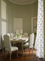 Georgia Sheer sfeerbeeld — Colefax & Fowler stof