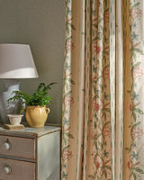 Harewood sfeerbeeld — Colefax & Fowler stof