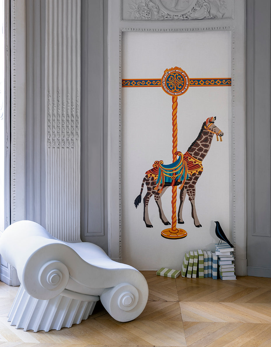 La Girafe du Carrousel sfeerbeeld — Pierre Frey behang