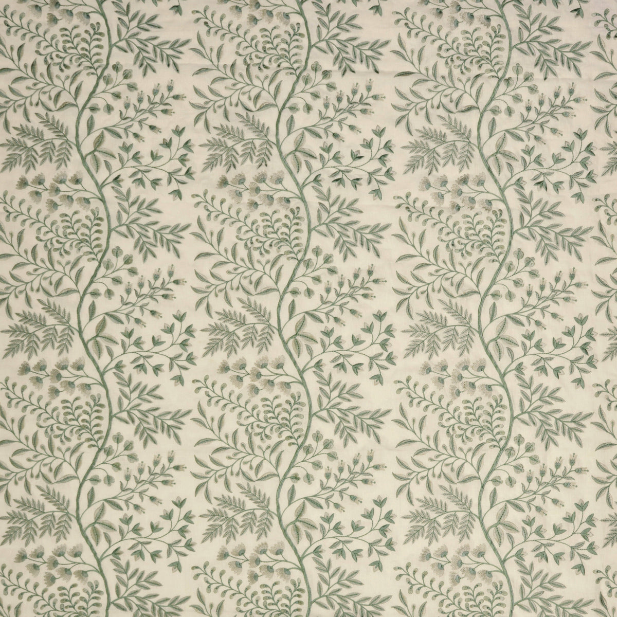 Lamballe Eucalyptus/Ivory — Nina Campbell -kangas
