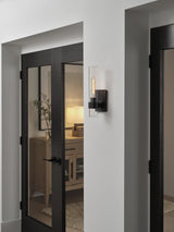 Presidio 14" Outdoor Buitenlamp — Ian K. Fowler for Visual Comfort & Co. detailfoto