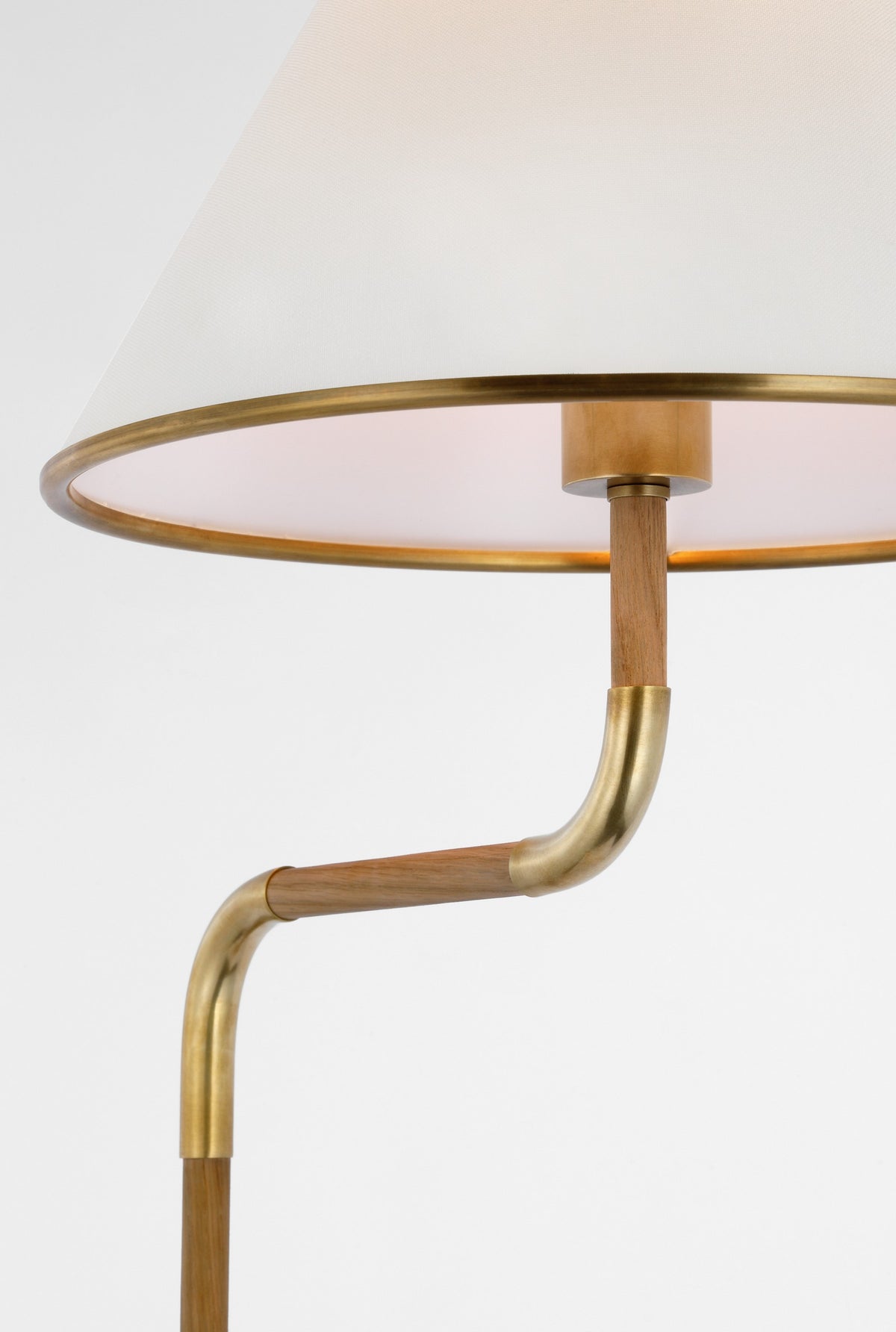 Rigby Medium Bridge Arm Vloerlamp — Marie Flanigan for Visual Comfort & Co. detailbeeld